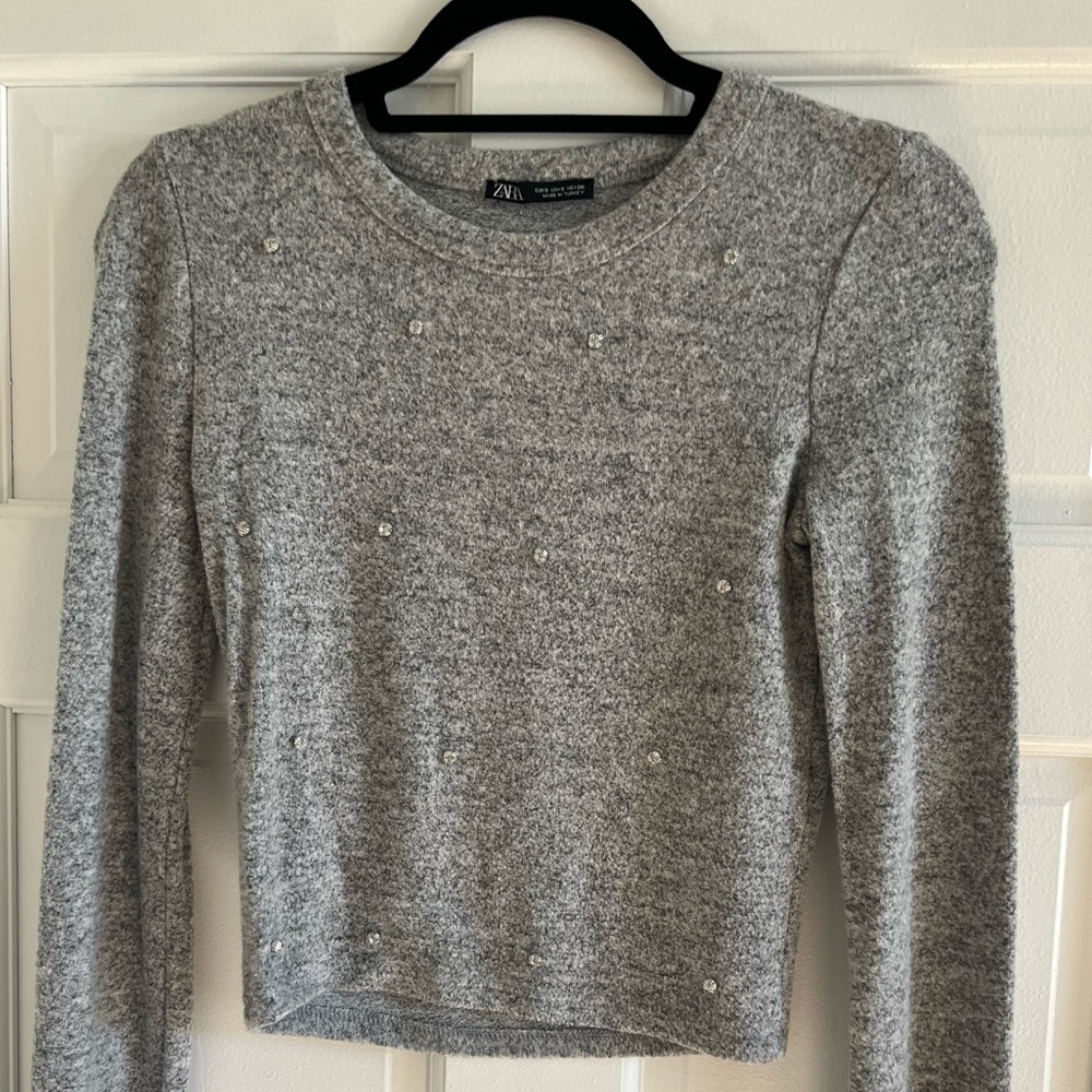 ZARA GREY SWEATER WITH EMBELLISHED CRYSTALS SIZE SMALL